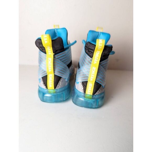 VITIKE Kid's Non-Slip High-Top Basketball Shoes Size 1 - Picture 5 of 9